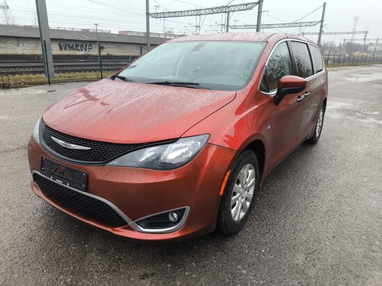 Chrysler Pacifica 2018 m.